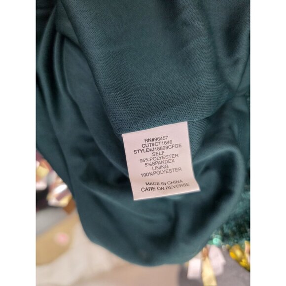 Love On A Hanger Women's Ugly Christmas Outfit Size Medium Green Skirt & Top Set - Picture 11 of 13